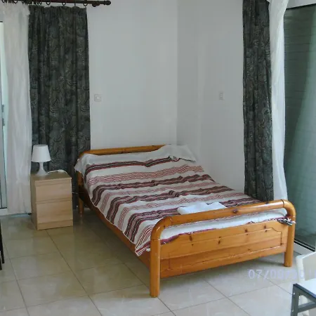 Nina Rooms Artemida  Exterior foto